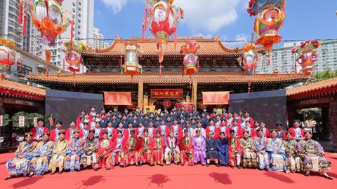 黃大仙祠辧皈依冠巾證盟科儀 33位戒子入道正式成為嗇色園新晋道長