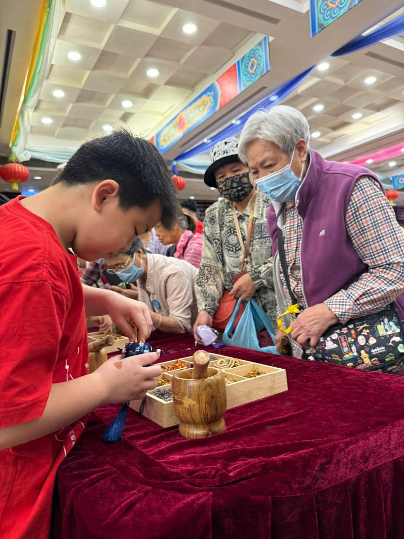 WhatsApp Image 2025-11-03 at 11.50.49 (1)